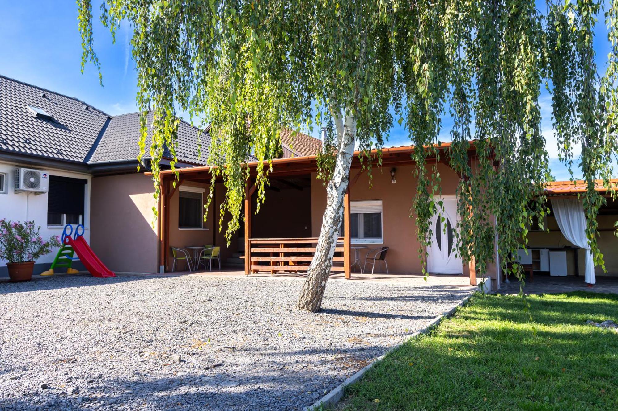 Ferienwohnung Kincso Vendeghaz Sárospatak Exterior foto